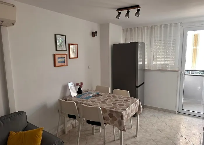 Apartment Ella Mare